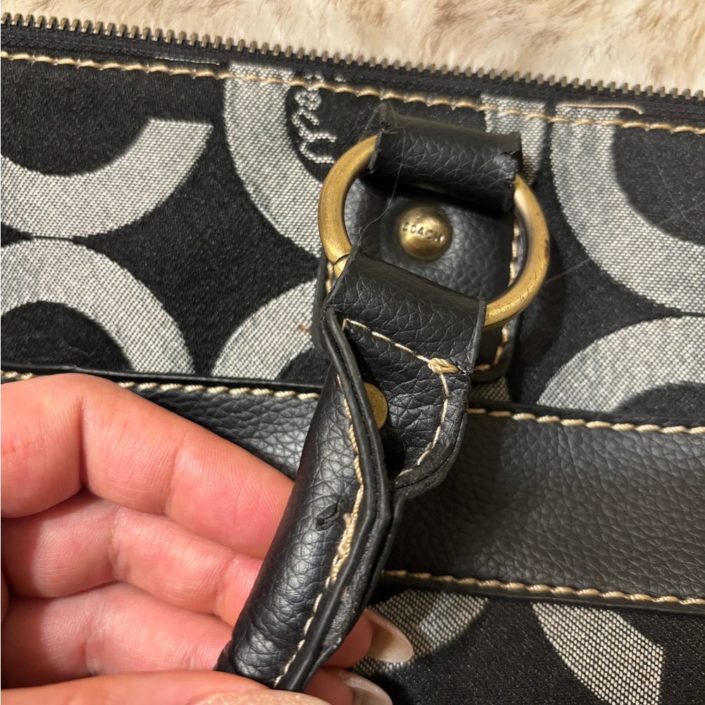 Coach Vintage Black and Gray OP Art Signature Medium Satchel Bag - Picture 10 of 15